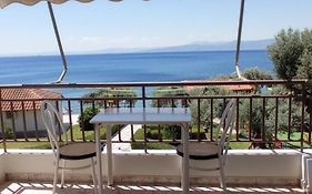 Makris Studios